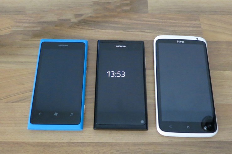 Nokia Lumia 800 (3).JPG